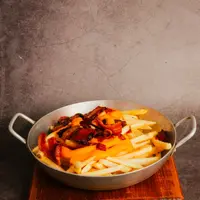 Fritas com Cheddar e Bacon
